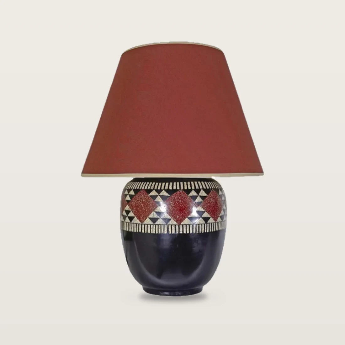 Lampe Edith, vase N°II monté en lampe, noir et sang de bœuf